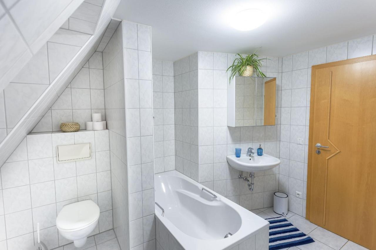 Gastezimmer 20 Min. Zur Messe & Stadtzentrum Nuremberg Bagian luar foto